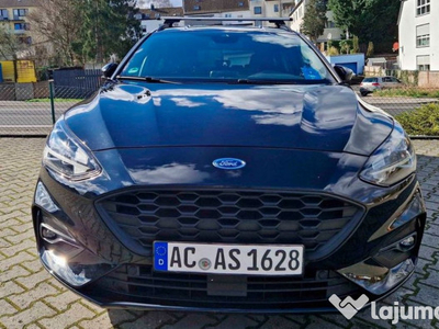 Ford Focus ST Line 1.0 benzina motor 125 CP 2019 masina ca una noua