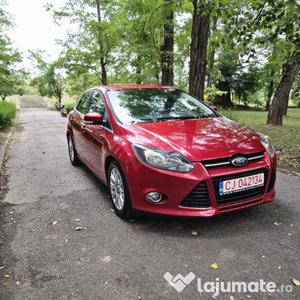 Ford focus titanium 2012