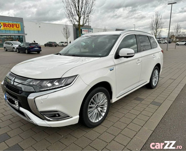 Mitsubishi Outlander 2019 Hibrid (electric/benzină) 2.4