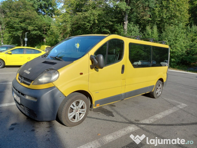 Opel vivaro 1.9 8+1 locuri