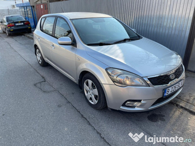 Kia cee'd 1.6 crdi 2009 116cp