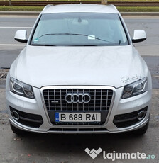 Audi Q5 quattro S-tronic