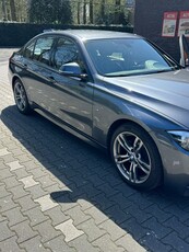 BMW Seria 3 320i Touring Aut. Edition M Sport Shadow