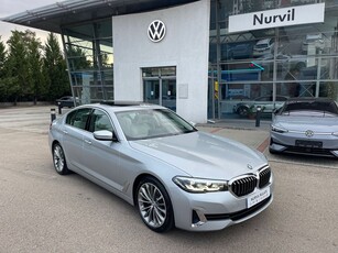 BMW Seria 5 520d xDrive AT