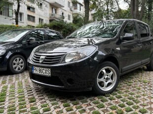 Dacia Sandero 1.6 MPI Orange