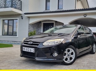 Ford-Focus-Titanium-X-1,5 tdci-Euro 6-Navi-120-Cp