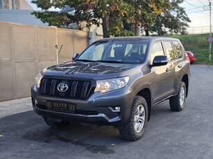 Toyota Land Cruiser 2.8l D-4D 204 CP A/T 5 locuri Active