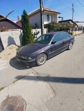 Dezmembrez bmw e39