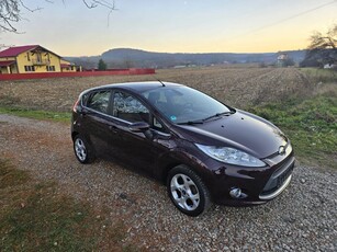 Ford Fiesta 1.6 TDCi DPF Titanium