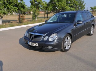 Mercedes-Benz E 220 T CDI Automatik Avantgarde