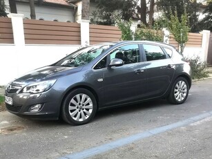 Opel Astra 1.7 CDTI DPF Cosmo