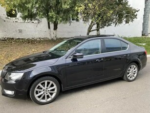 Skoda Octavia 1.6 TDI ELEGANCE DSG