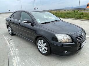 Toyota Avensis 1.8 Sedan Luna