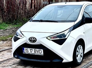 Toyota Aygo 1.0 VVY-I 5 usi X-cite