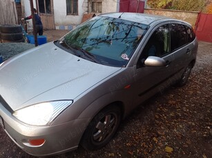 Vând Ford Focus 2001 1,6 benzină