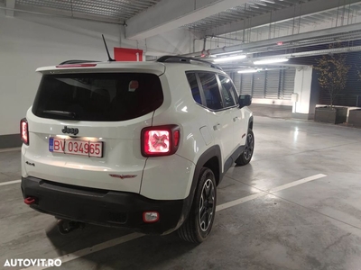 Jeep Renegade 2.0 M-Jet 4x4 AT Trailhawk