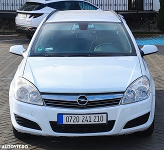 Opel Astra 1.7 CDTI Essentia