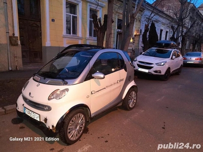 Vand SMART FORTWO 2 dci-deosebit de economica pt oras !!!