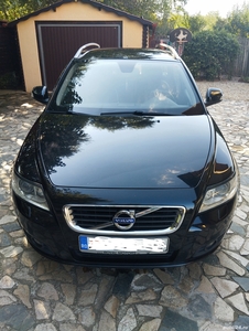 Volvo V50 1.6 D2 114 cai R-Design