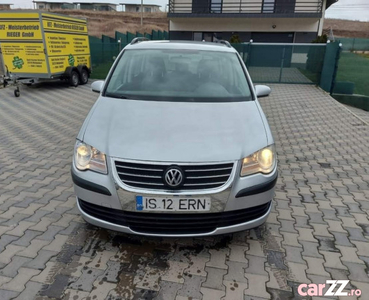 VW Touran 2009 2.0 tdi