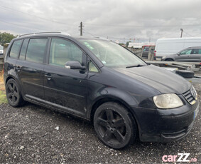 Volkswagen Touran 7 Locuri 2.0 TDI 140cp e4