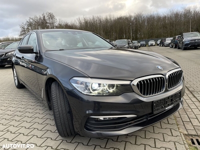 BMW Seria 5 520d xDrive AT