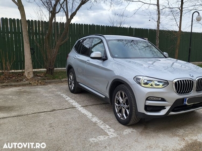 BMW X3 xDrive20i AT xLine