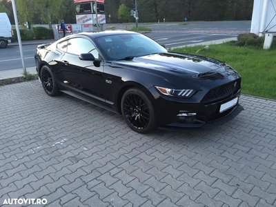 Ford Mustang 5.0 V8 Aut.