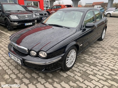 Jaguar X-Type 2.2 TD Luxury Saloon