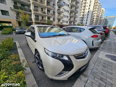 Opel Ampera