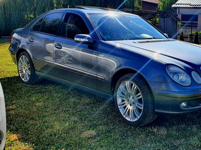 Vand Mercedes W211 E220 E200 Diesel/ Trapa/ Navi / Xenon Targu-Mures