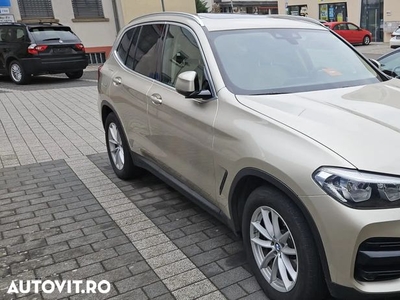 BMW X3 sDrive18d AT MHEV