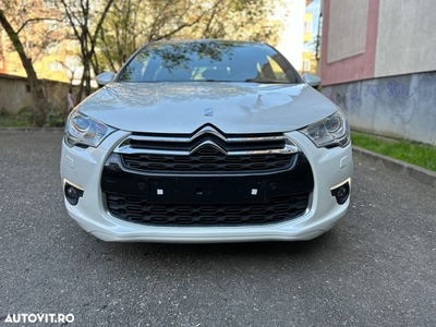 Citroën DS4 e-HDi 110 EGS6 SoChic