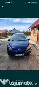 Ford fiesta masina