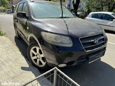 Hyundai Santa Fe 2.2 DSL VGT 5 SEATS 4WD