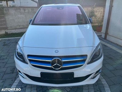 Mercedes-Benz B (Electric Drive) 250 e Style