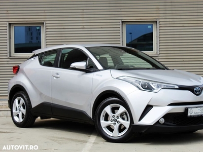 Toyota C-HR 1.8 HSD 4x2 CVT C-lassy