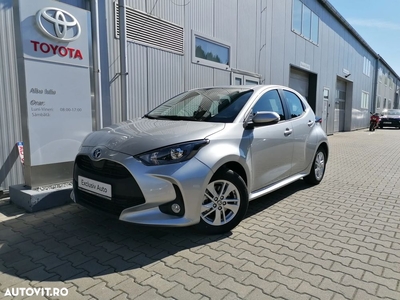 Toyota Yaris 1.5 VVT-i HSD Dynamic