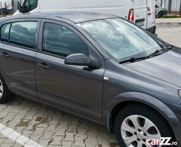 Auto Opel Astra 2009