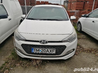 Autoturisme marca Hyundai si Suzuki