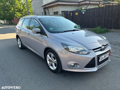 Ford Focus Turnier 1.6 TDCi DPF Start-Stopp-System Champions Edition