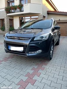 Ford Kuga 2.0 TDCi Powershift 4WD Titanium