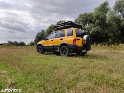 Suzuki Grand Vitara 2.5 V6