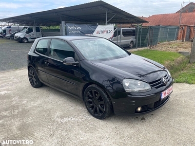 Volkswagen Golf 1.6 FSI Sportline