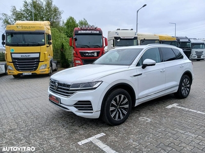 Volkswagen Touareg V6 TSI eHybrid PHEV Elegance