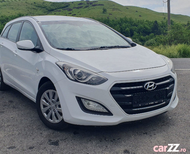 Hyundai i30 Facelift 1.6CRDi 110cp Automat 7+1Viteze Navi Camera Pilot