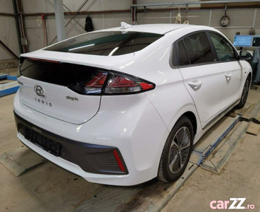 Hyundai Ioniq 1.6 GDI - PHEV - Automatic - 141 hp - 40.950 km