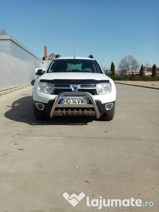 Dacia Duster masina