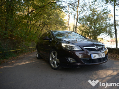 Opel Astra J sport Tourer