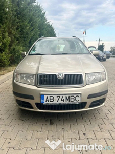 Skoda Fabia 2004, luna 12